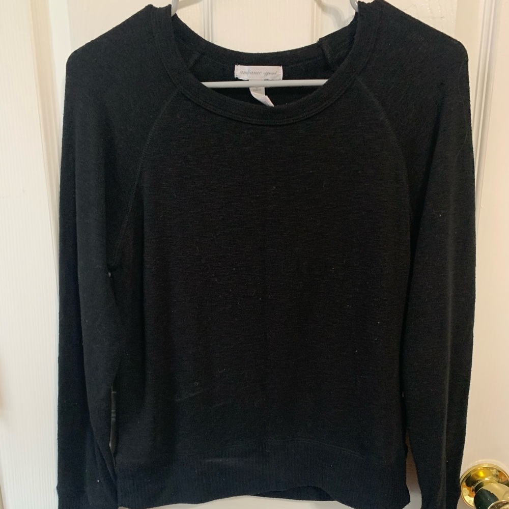 Black comfy sweater